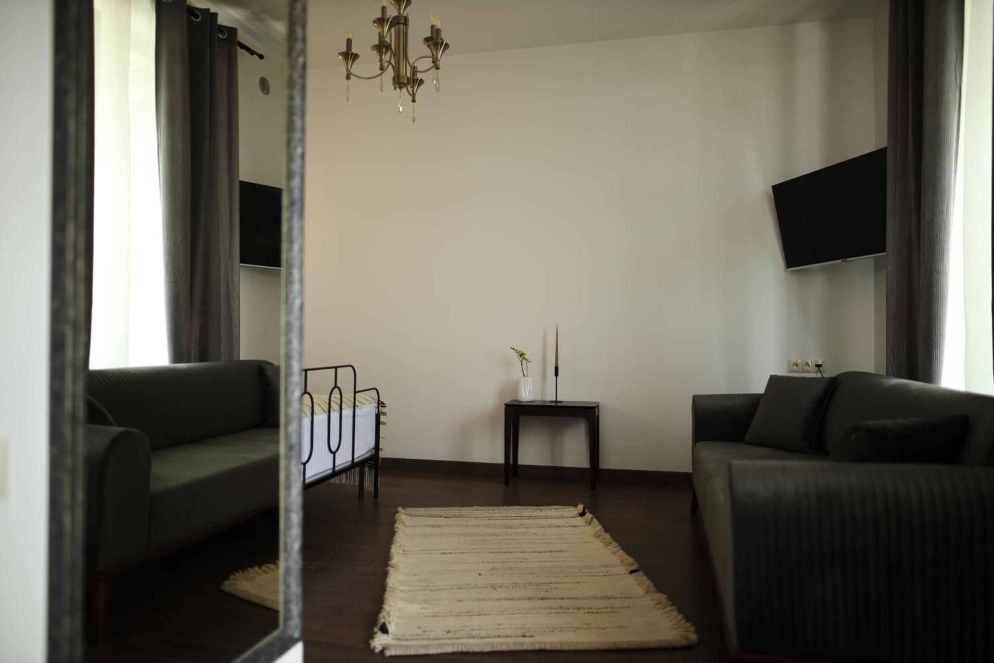 Redroof Country House Hotel Горис Экстерьер фото