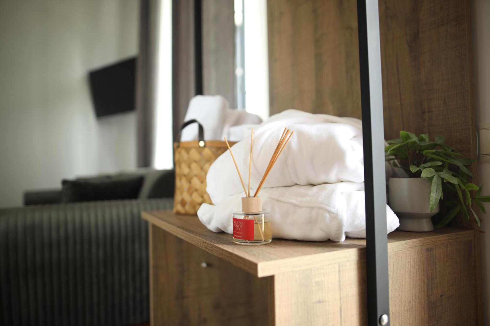 Redroof Country House Hotel Горис Экстерьер фото